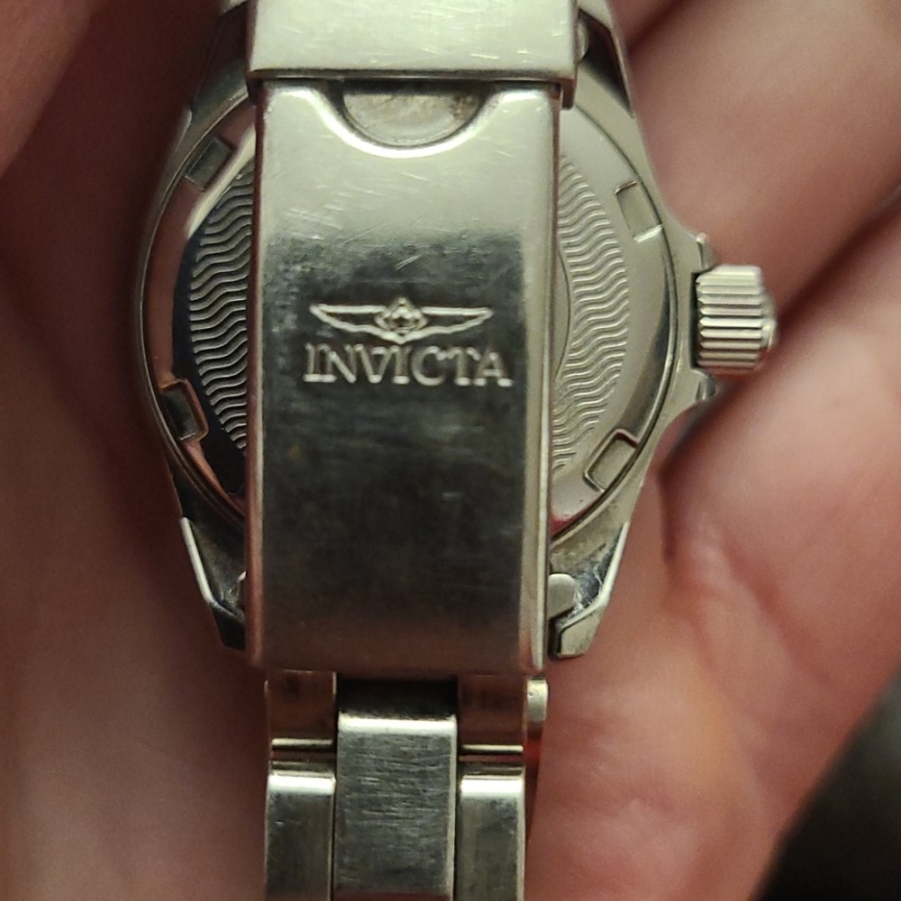 Invicta Pro Diver Watch - Picture 3 of 10